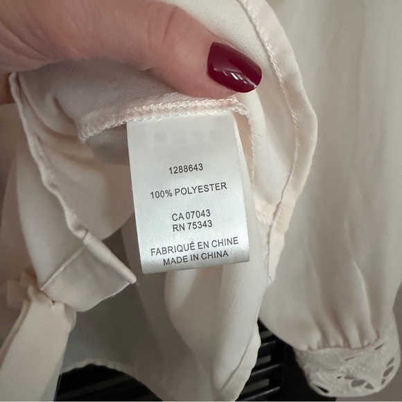 NWT Joie Ivory White Blouse Long Sleeve Lace Embroidery Cutout Pattern Women M - Picture 5 of 9